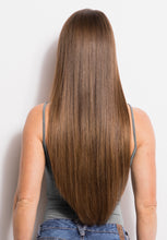 Load image into Gallery viewer, 22" Flat-Tip Pro Straight #8 (Light Chestnut Brown)
